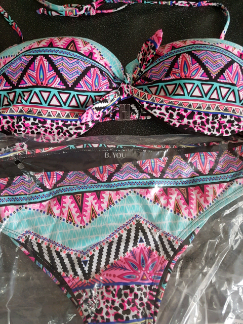 bikini tops size 18